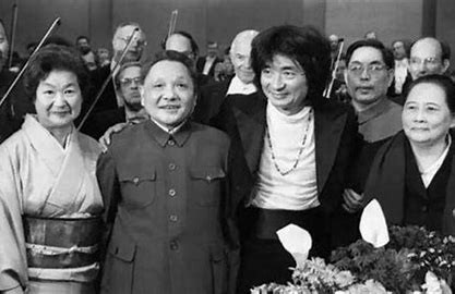 日本指挥家小泽征尔：名声享誉世界，为何把母亲的骨灰撒在中国